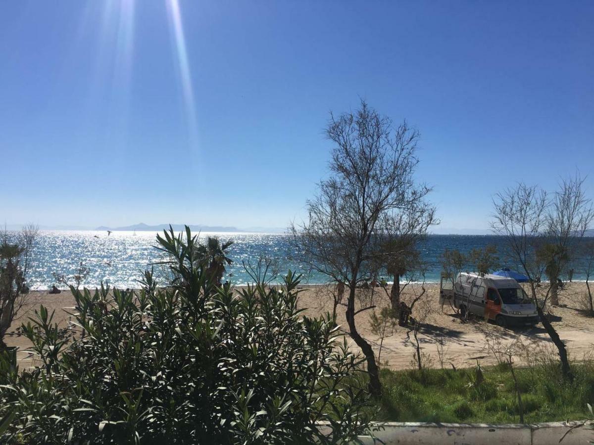 La Vie En Rose Studio,close to beach, Paleo Faliro Atene Esterno foto