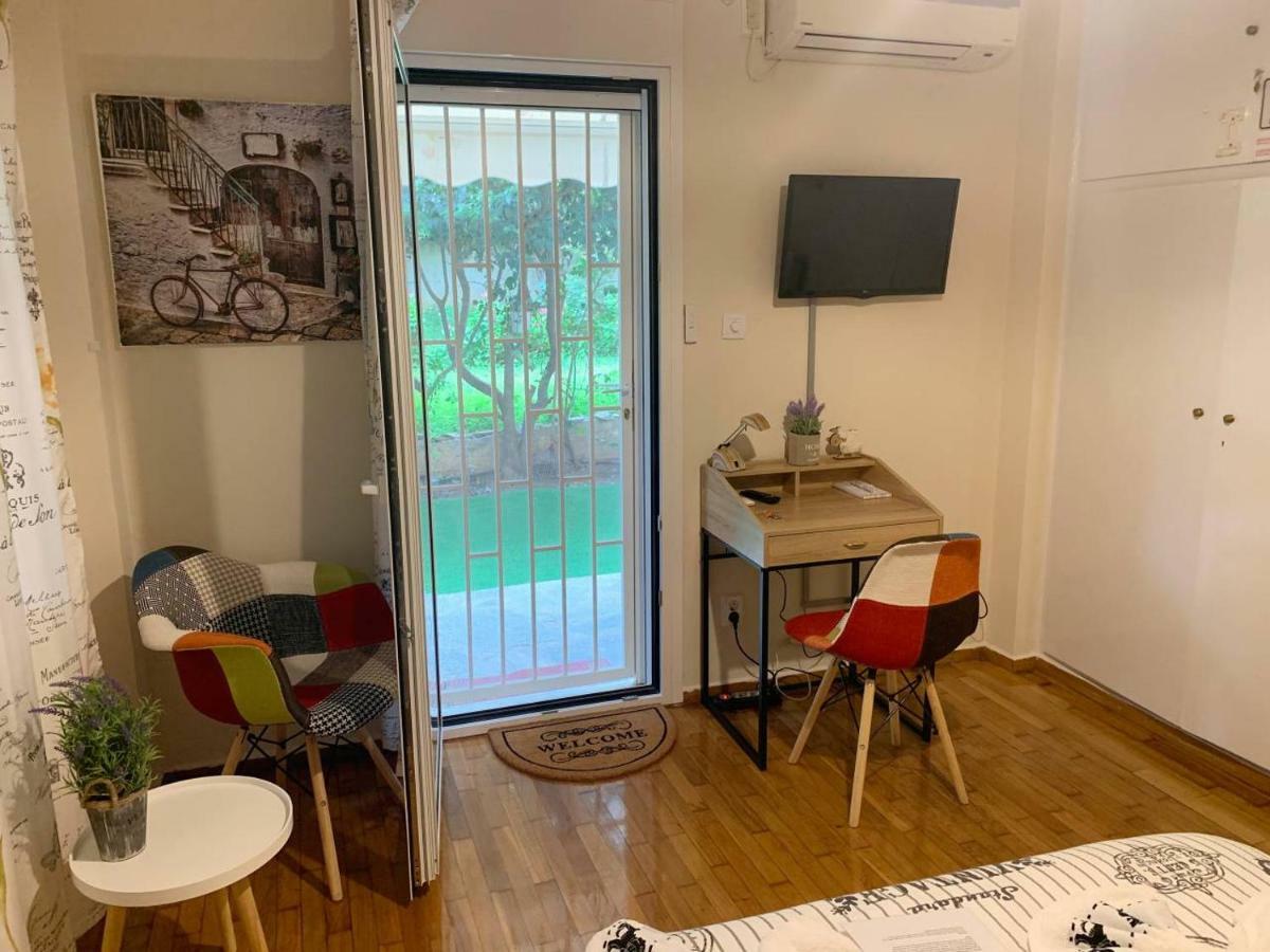 La Vie En Rose Studio,close to beach, Paleo Faliro Atene Esterno foto