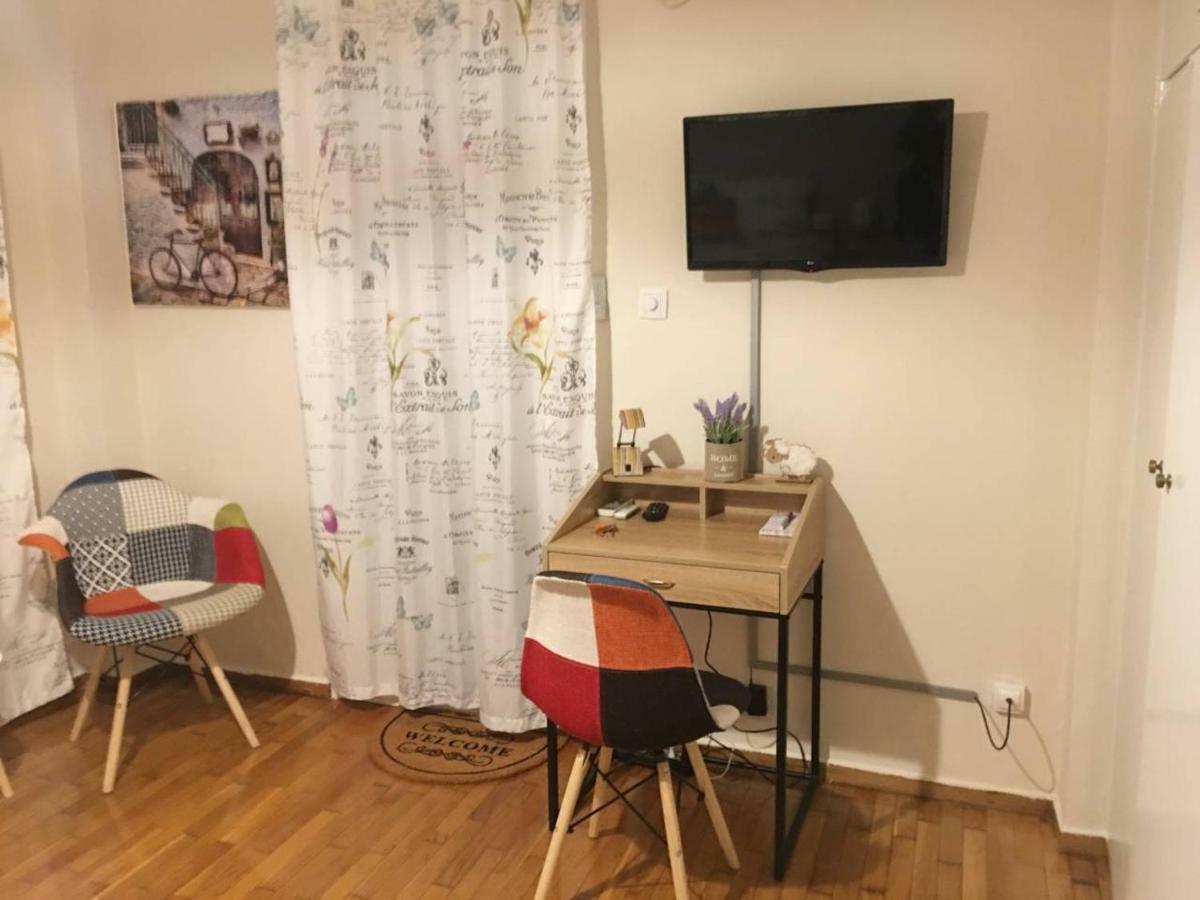 La Vie En Rose Studio,close to beach, Paleo Faliro Atene Esterno foto